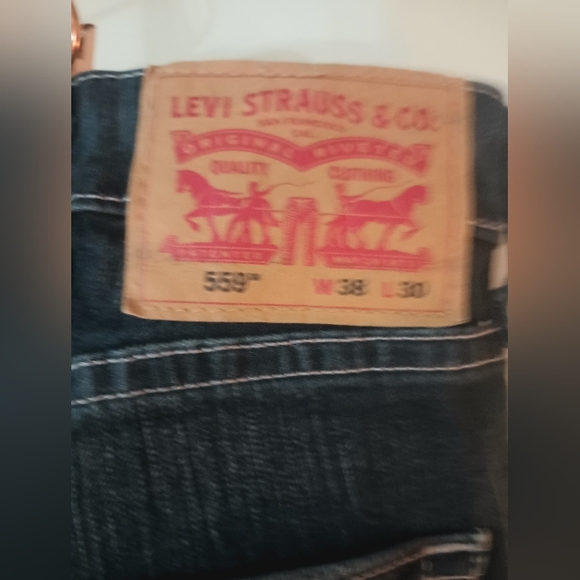 Levi's Jeans - Picture 4 of 5